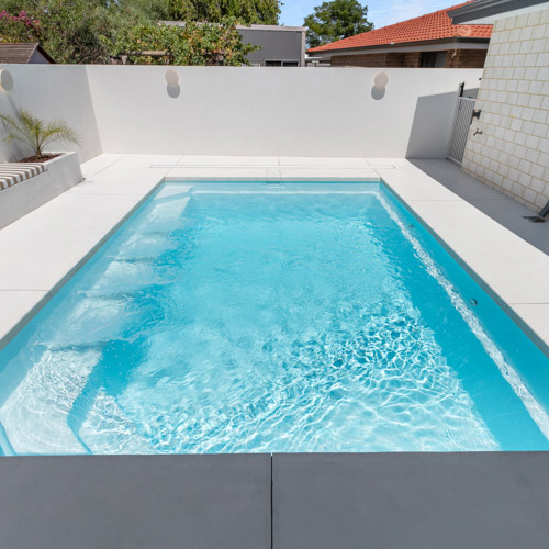 brampton-6.2m-4.4-m-alpine-white-shimmer-halls-head-featuredimage