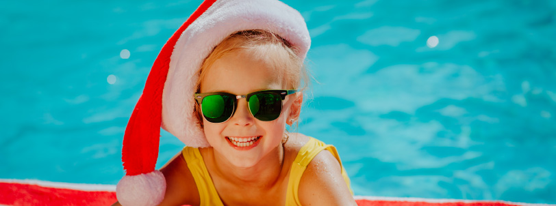 here-are-some-christmas-pool-decorating-ideas-blogimage2