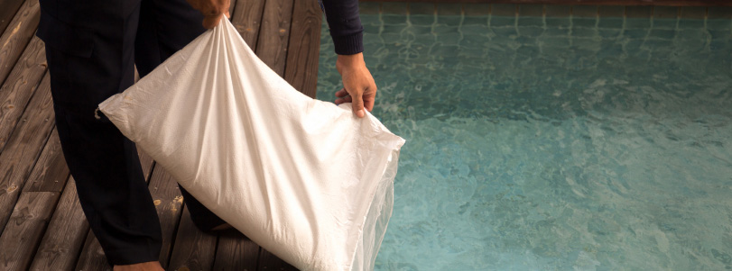 the-complete-pool-maintenance-checklist-blogimage2